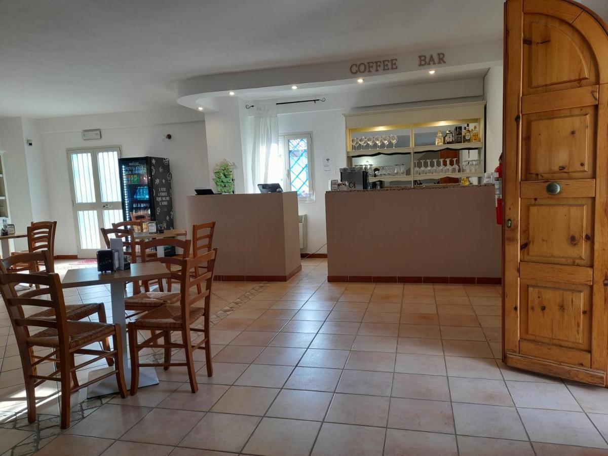 Agriturismo Palas De Serra Country Resort Onifai Exteriör bild